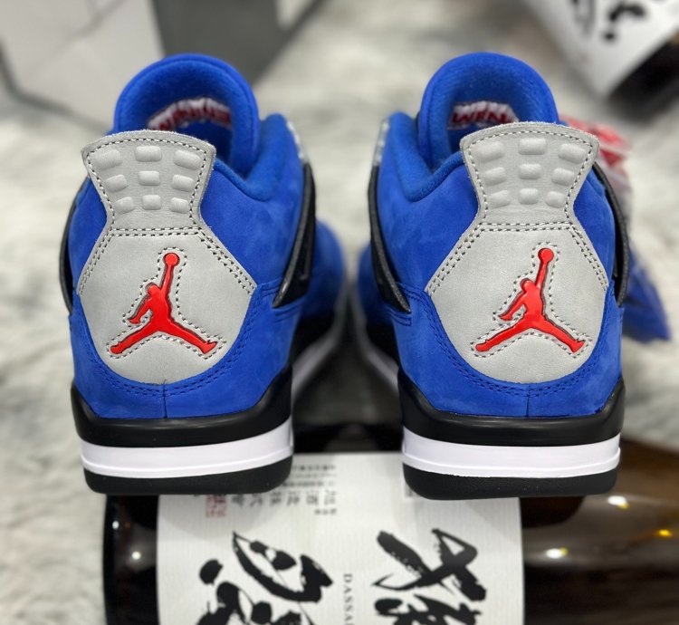 Eminem x Jordan Air Jordan 4 ”Encore”