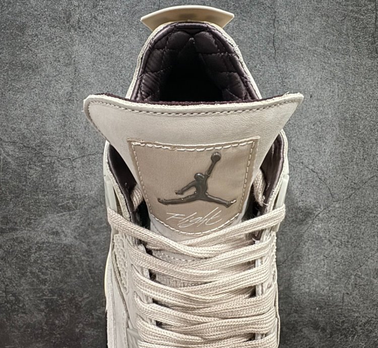 A Ma Maniere x Air Jordan 4 Retro ”Fossil Stone” FZ4810-200