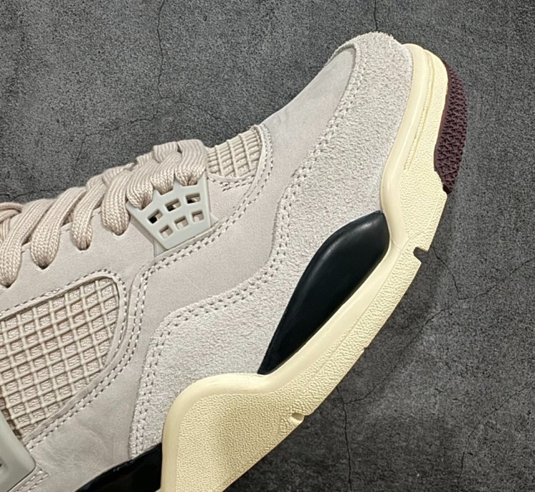 A Ma Maniere x Air Jordan 4 Retro ”Fossil Stone” FZ4810-200