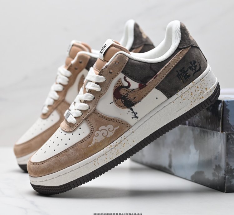 NIKE AIR FORCE 1‘07 CW2288-662