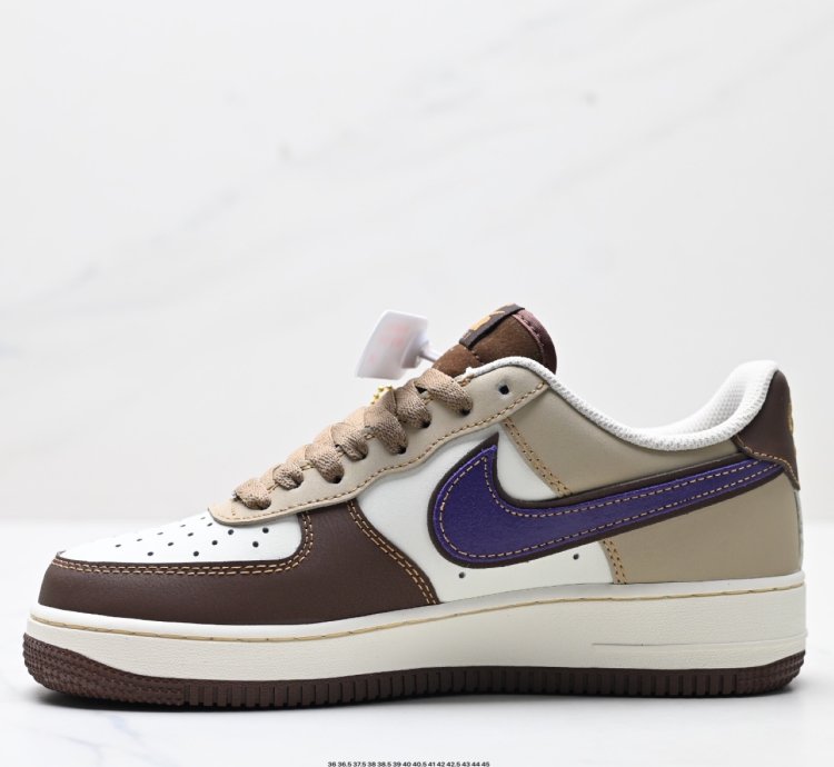 NIKE AIR FORCE 1‘07 LJ8822-111