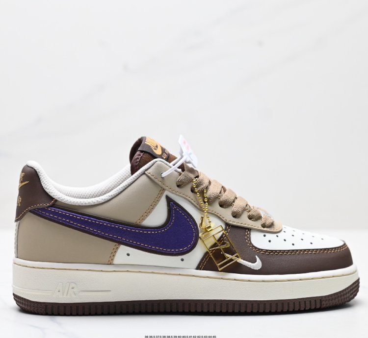 NIKE AIR FORCE 1‘07 LJ8822-111
