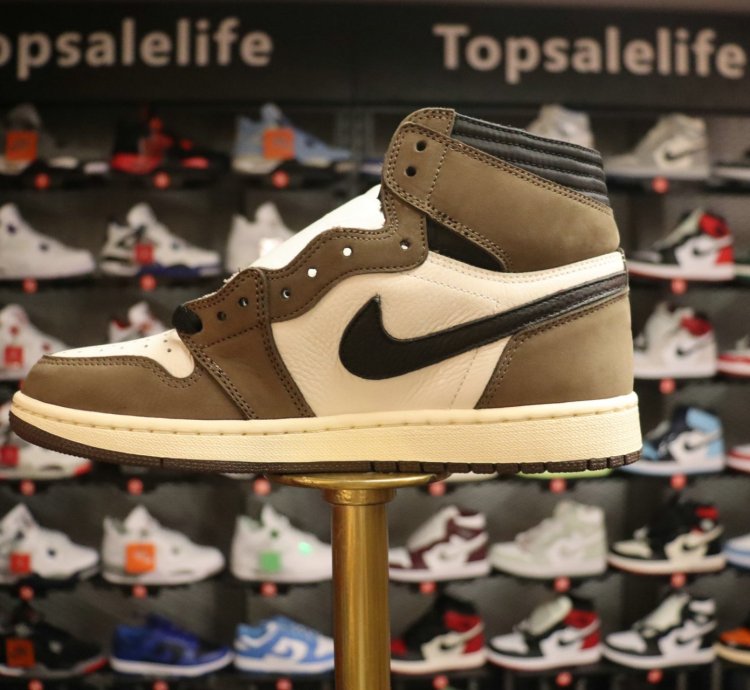 Travis Scott x Air Jordan 1 Retro High OG 'Mocha