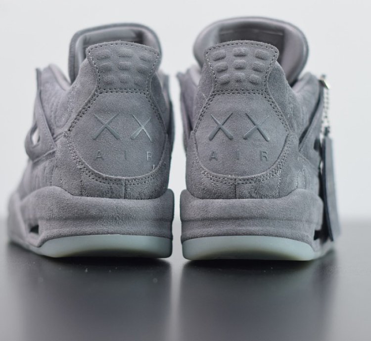 KAWS x Air Jordan 4 Retro ' Cool Grey ' 930155-003
