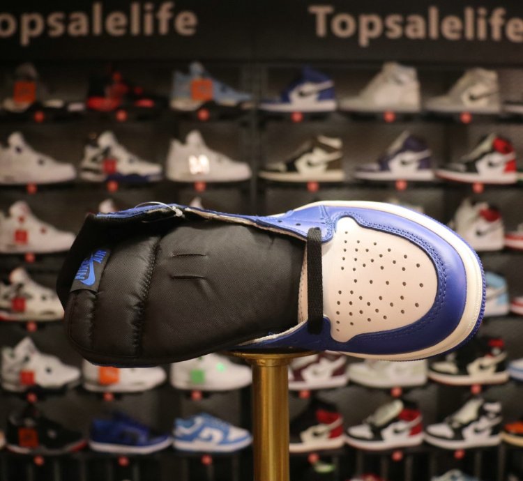 Air Jordan 1 Retro High OG Game Royal