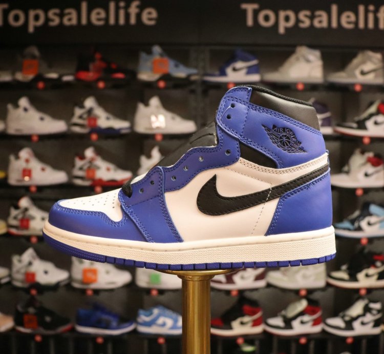 Air Jordan 1 Retro High OG Game Royal