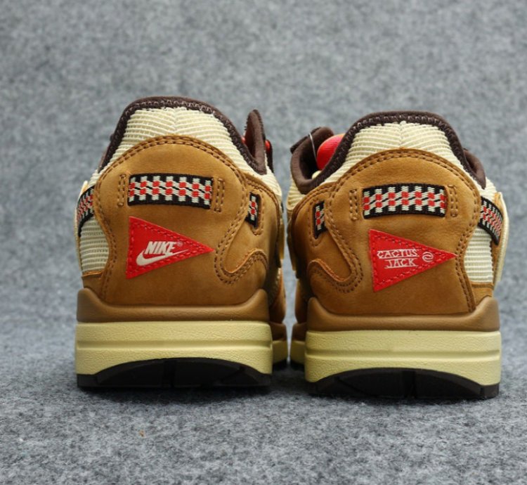 Nike Air Max 1 Travis Scott Cactus Jack Wheat Lemon Drop