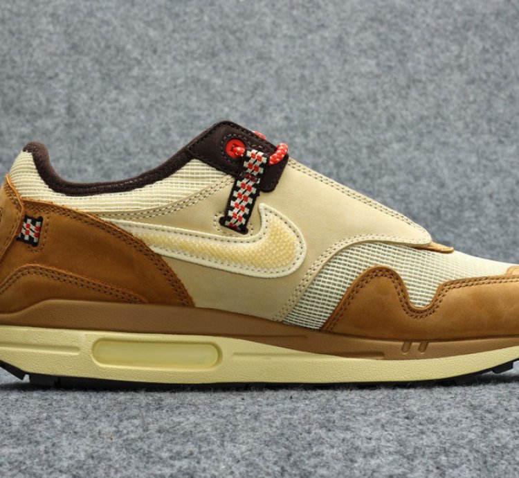 Nike Air Max 1 Travis Scott Cactus Jack Wheat Lemon Drop