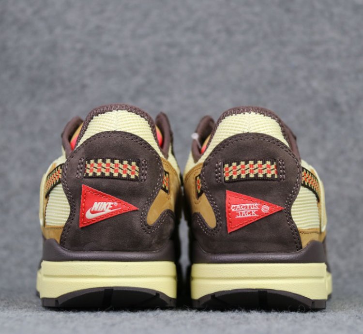 Nike Air Max 1 Travis Scott Cactus Jack Baroque Brown