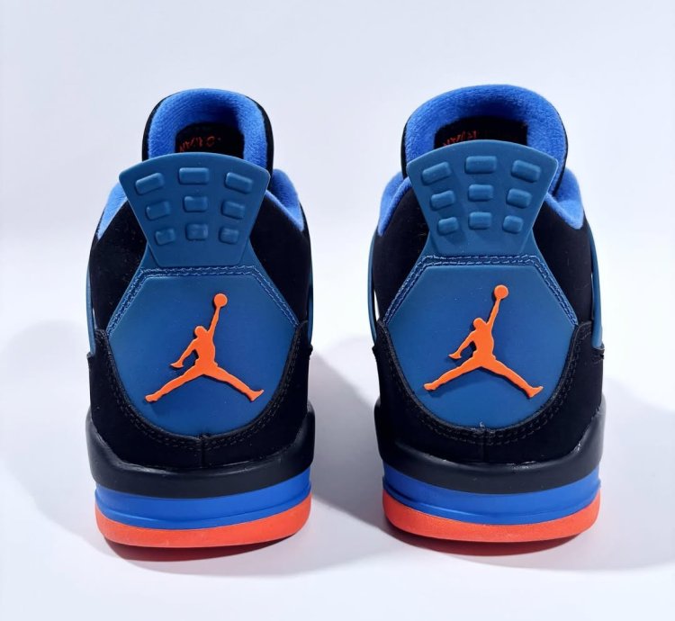 Jordan 4 Retro ' Cavs ' - 308497-027