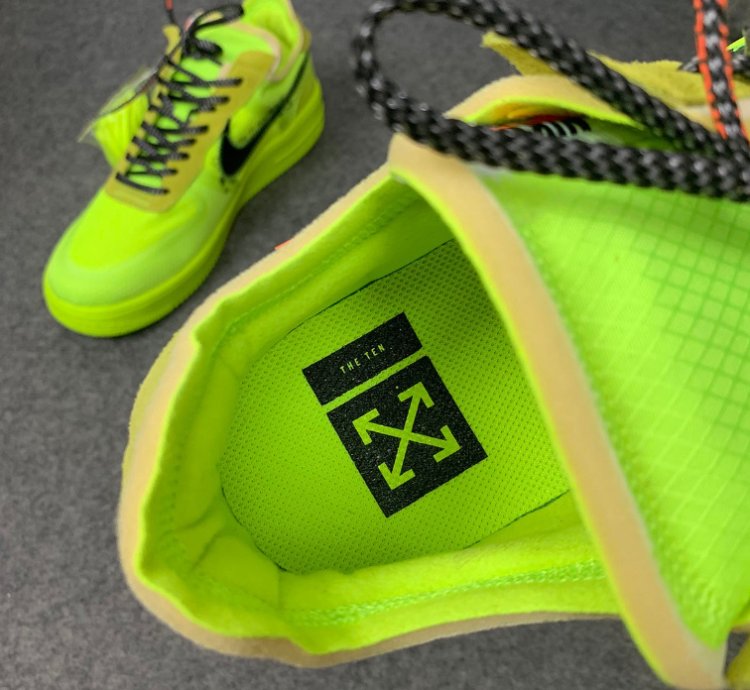 Nike Air Force 1 Low Off-White Volt
