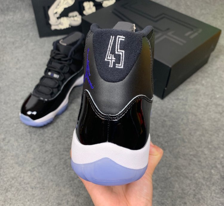Nike Air Jordan 11 Retro Space Jam (2016)