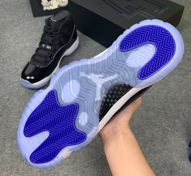 Nike Air Jordan 11 Retro Space Jam (2016)