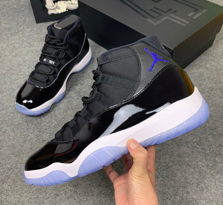 Nike Air Jordan 11 Retro Space Jam (2016)