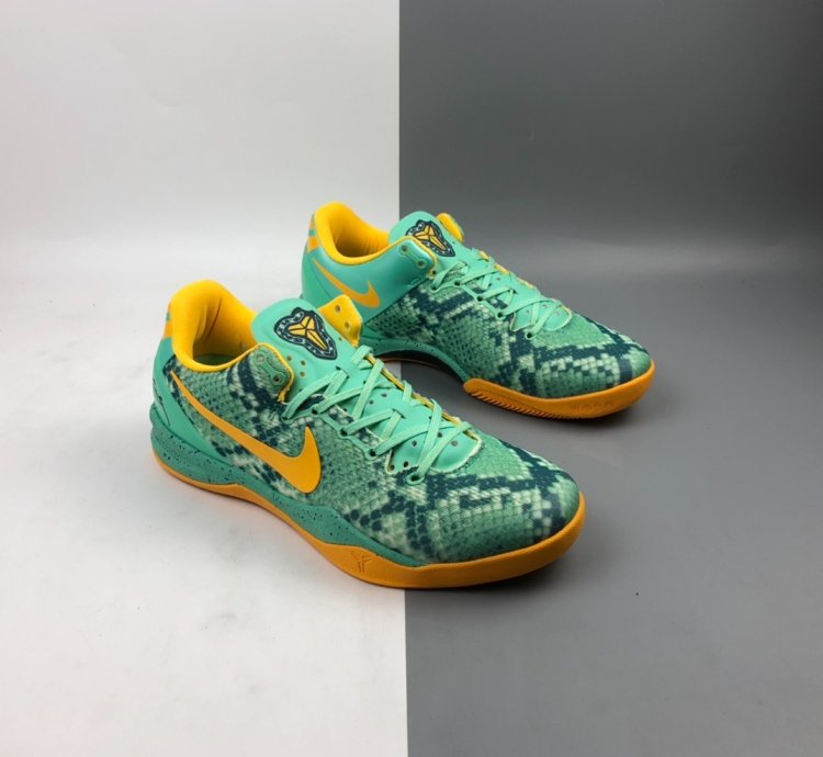 260 NK Kobe 8 System 555035-304