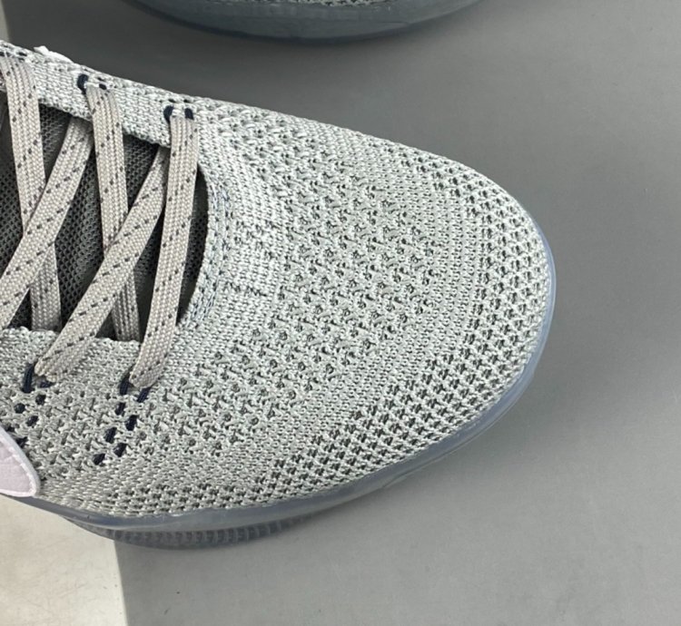 P240 Nk Kobe 11 Elite Low Pale Horse R824463-443