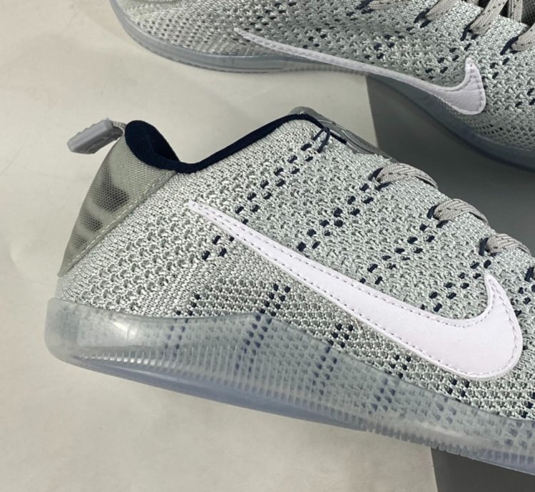 P240 Nk Kobe 11 Elite Low Pale Horse R824463-443