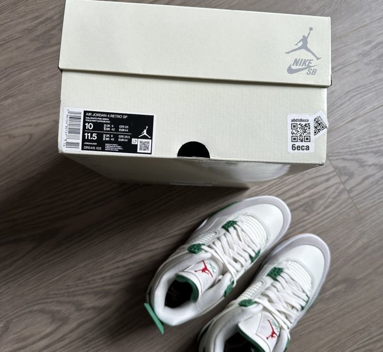 Jordan 4 SB Pine Green