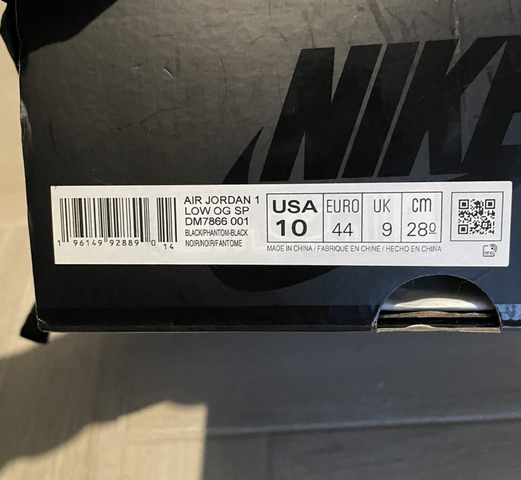 Air Jordan 1 Low Black Phantom