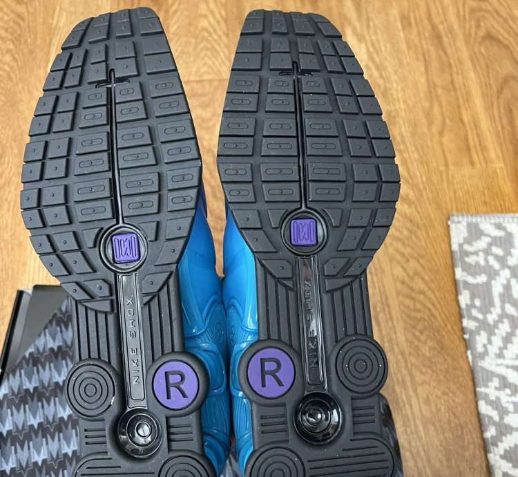 Martine Rose Nike SHOX MR4