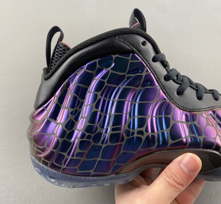 Nike Air Foamposite One Tekken 8 Kazuya Mishima - FQ9050-400