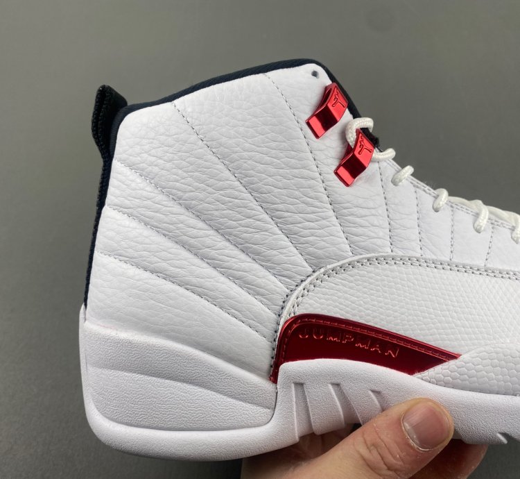 Air Jordan 12 Retro Twist - CT8013-106