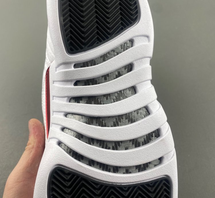 Air Jordan 12 Retro Twist - CT8013-106