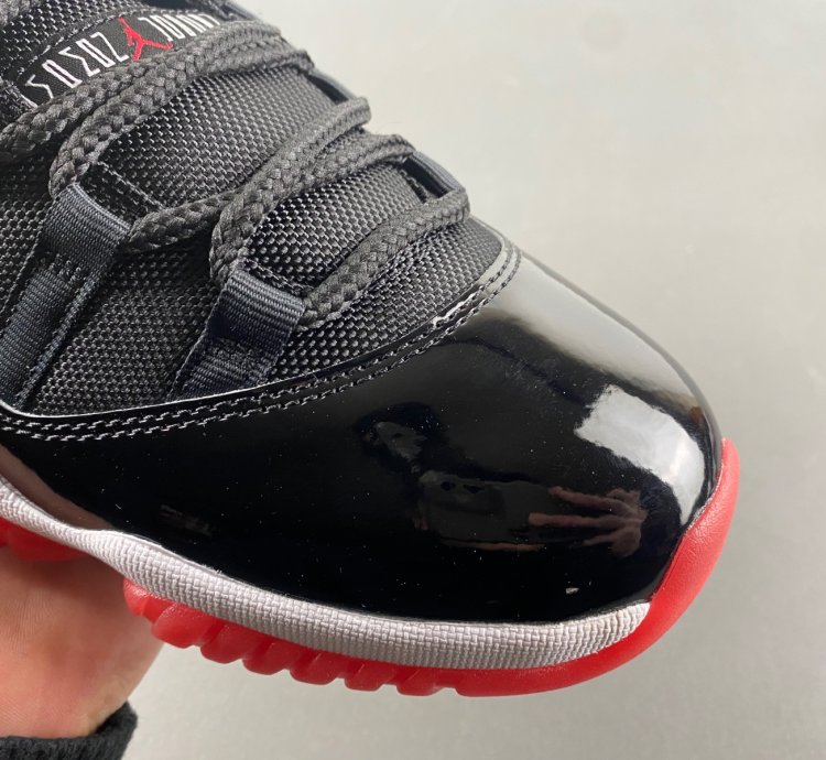 Air Jordan 11 Retro Low 2025 Bred - FV5104-006