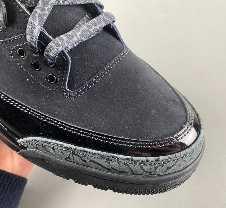 Air Jordan 3 Retro 2025 Black Cat - CT8532-001
