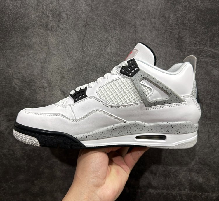 Air Jordan 4 ”White Cement ”840606-192