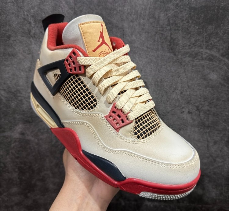 Air Jordan 4 Retro AQ9129-105