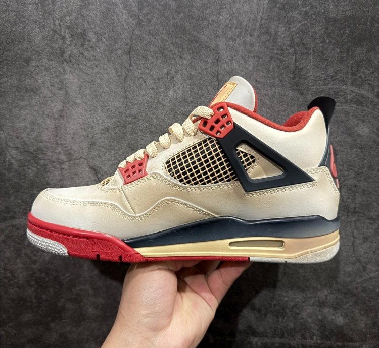 Air Jordan 4 Retro AQ9129-105
