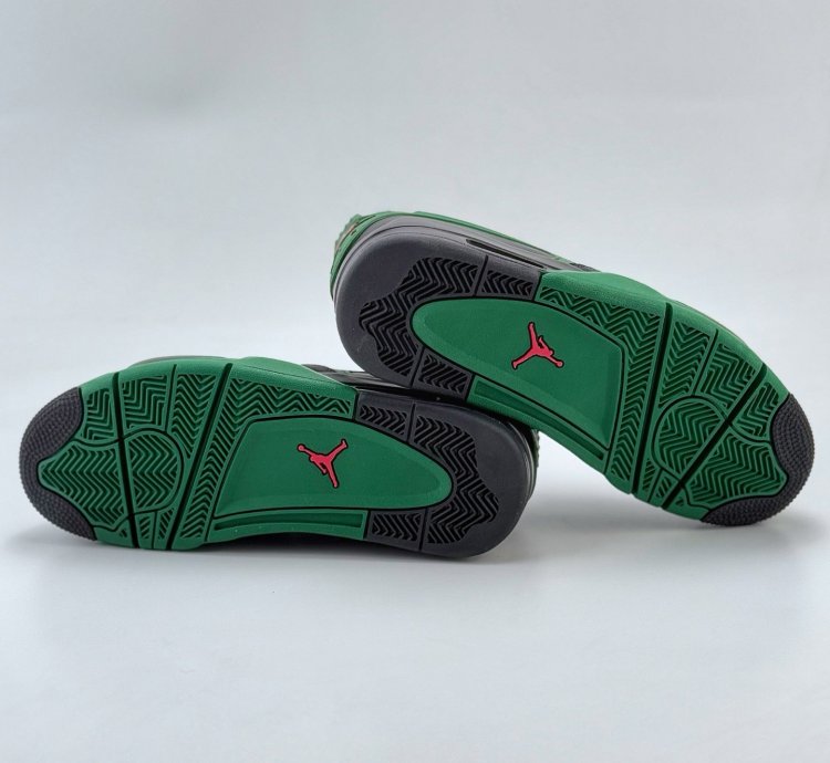 Nike Air Jordan 4 Retro RM FQ7939-003