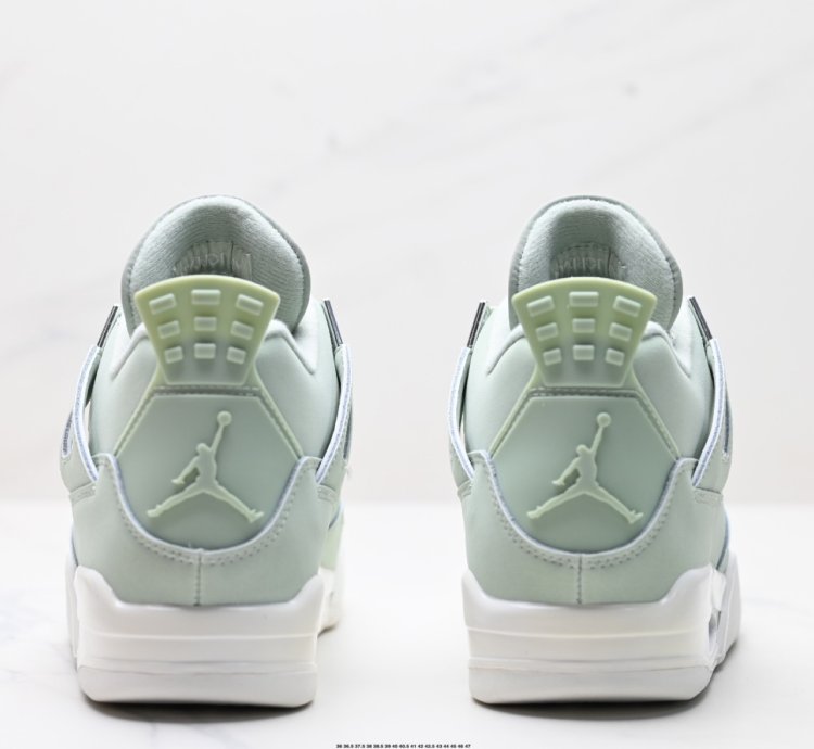 290 Nike Air Jordan 4 Retro HV0823-003