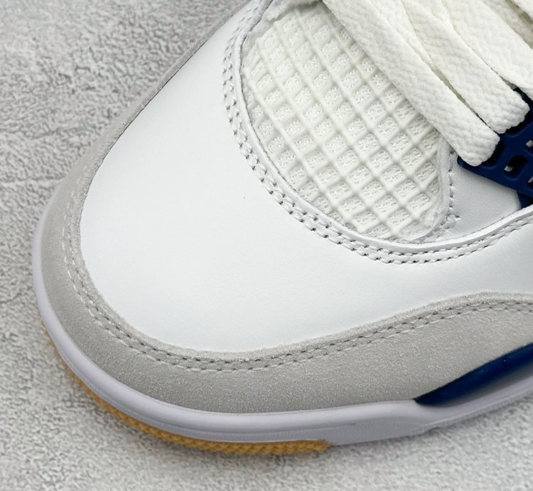 Air Jordan 4 Retro DR5415-100