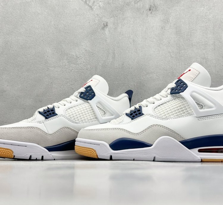 Air Jordan 4 Retro DR5415-100