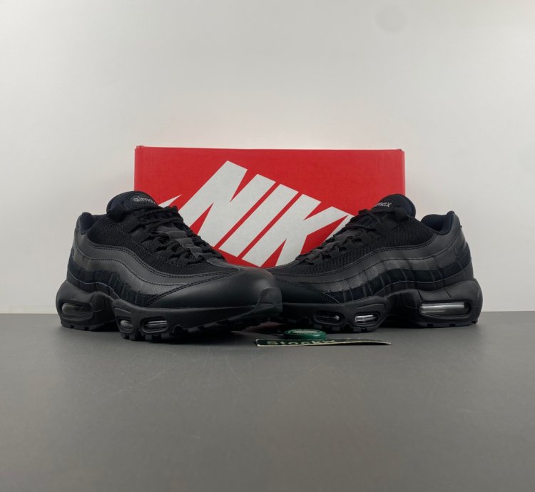 Nike Air Max 95 Essential Triple Black - CI3705-001