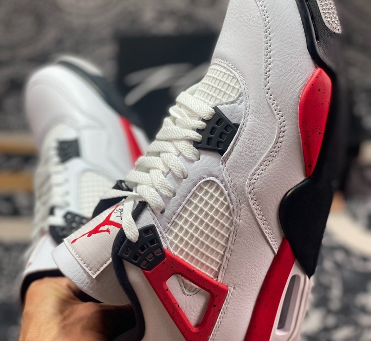 Air Jordan 4 ”Neutral Grey“ DH6927-161