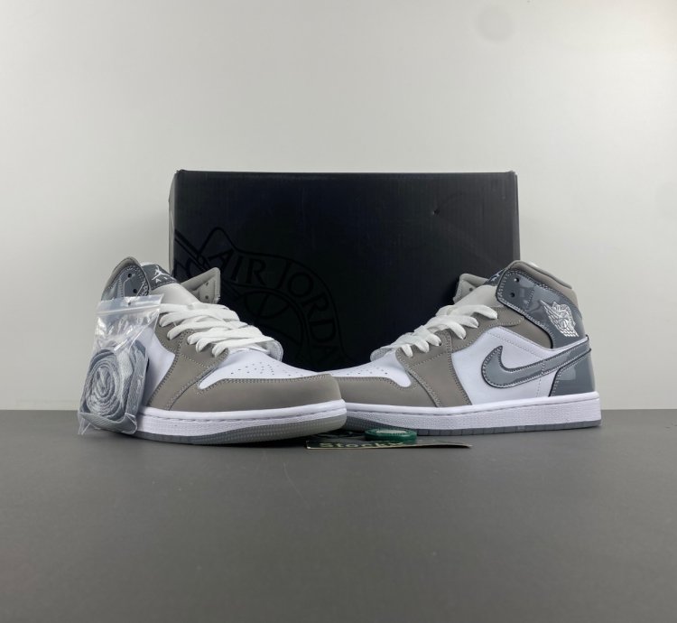 Jordan 1 Mid SE White Medium Grey Cool Grey - HF3216-100