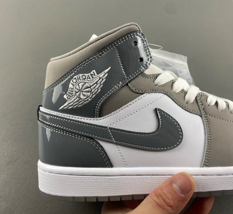 Jordan 1 Mid SE White Medium Grey Cool Grey - HF3216-100