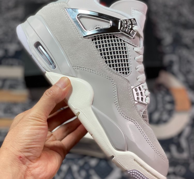 Air Jordan 4 Retro ”Light Iron Ore” AQ9129-001