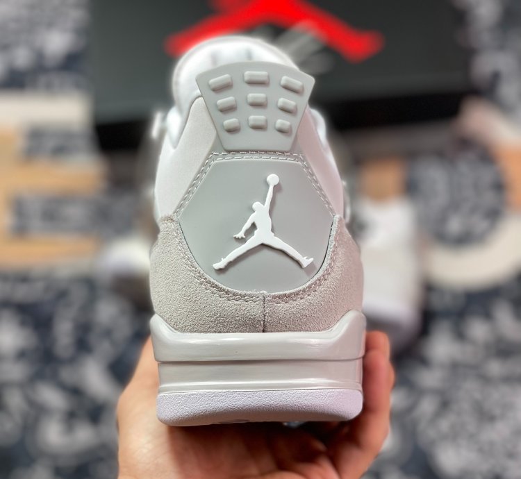 Air Jordan 4 Retro ”Light Iron Ore” AQ9129-001