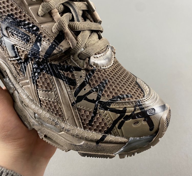 Balenciaga Runner Graffiti White - 677403 W3RBQ 2010