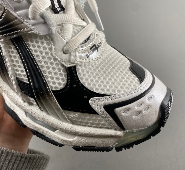 Balenciaga Runner White Black Gradient - 772774 WRUNG 9010