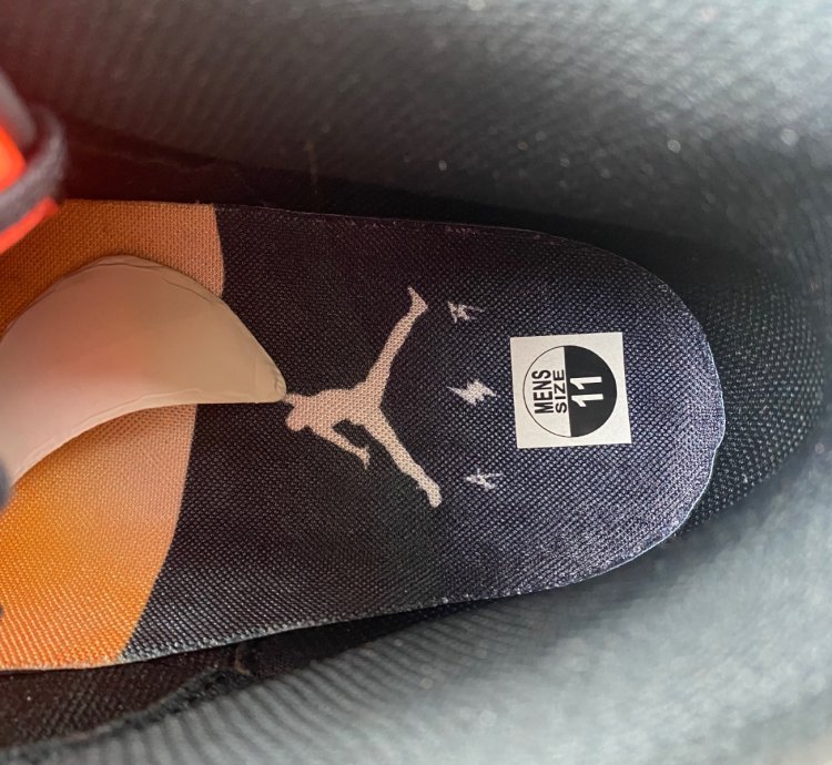 J. Balvin Air Jordan 3 Retro Rio - FN0344-001