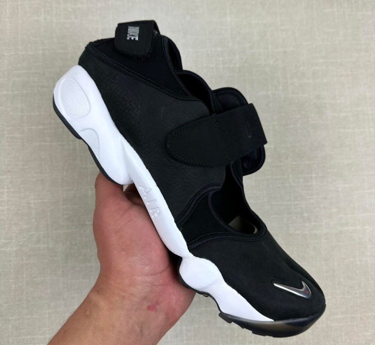 2016 Nike Air Rift Anniversary QS Black Metallic Men 12