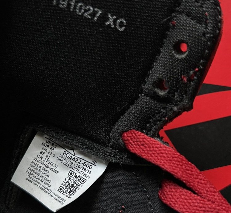 Air Jordan 1 Hi 85