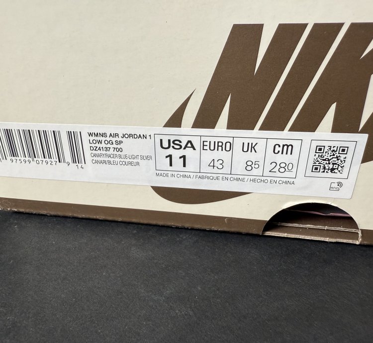Air Jordan 1 Low OG SP Travis Scott Canary Yellow
