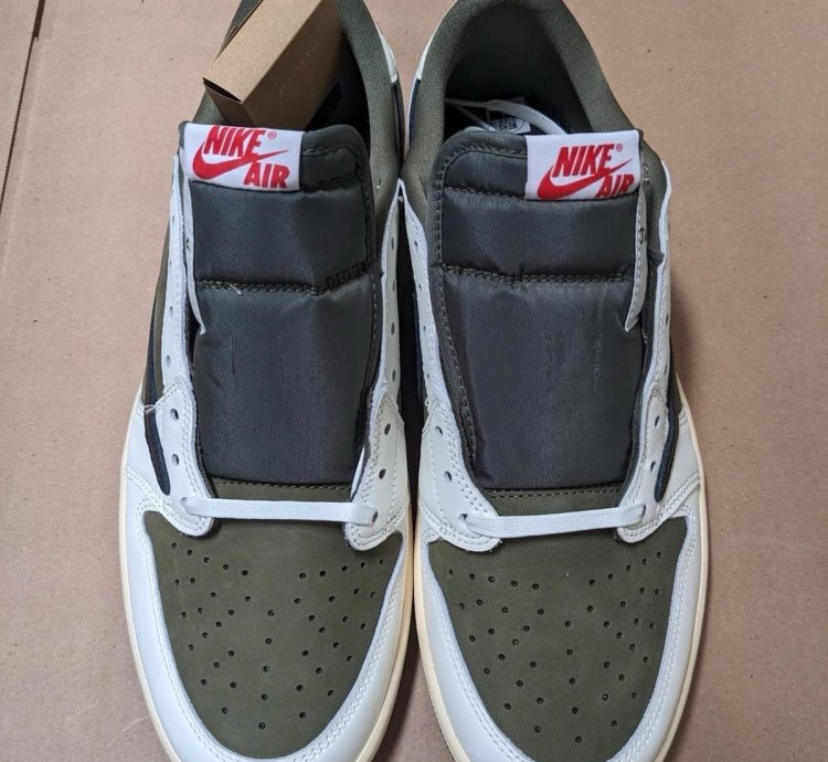 Air Jordan 1 Low OG SP Travis Scott DM7866-200 US10 5