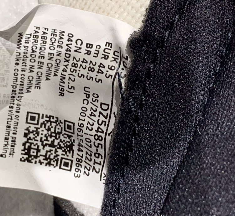 Air Jordan 1 Retro High OG Chicago Lost and Found